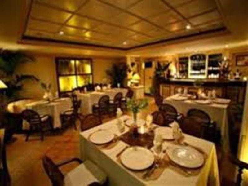 Villa Margarita Hotel Davao Luaran gambar
