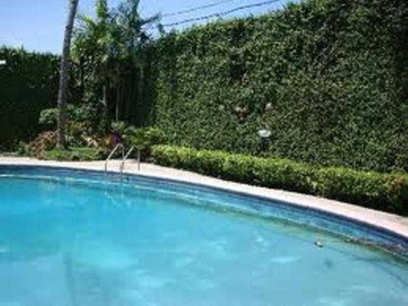 Villa Margarita Hotel Davao Luaran gambar
