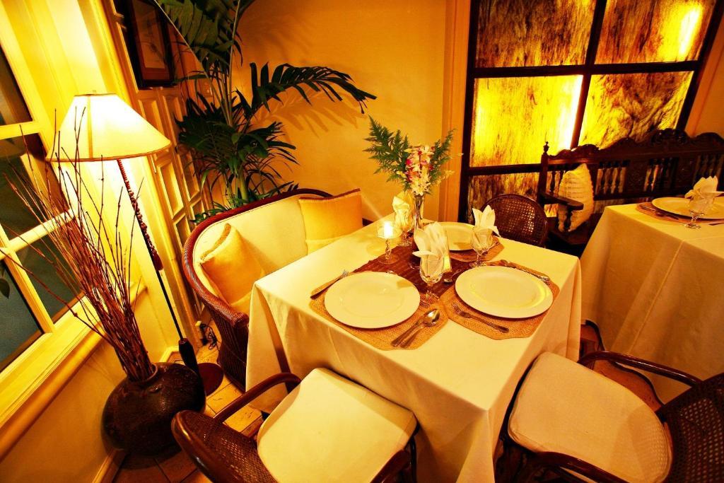 Villa Margarita Hotel Davao Luaran gambar